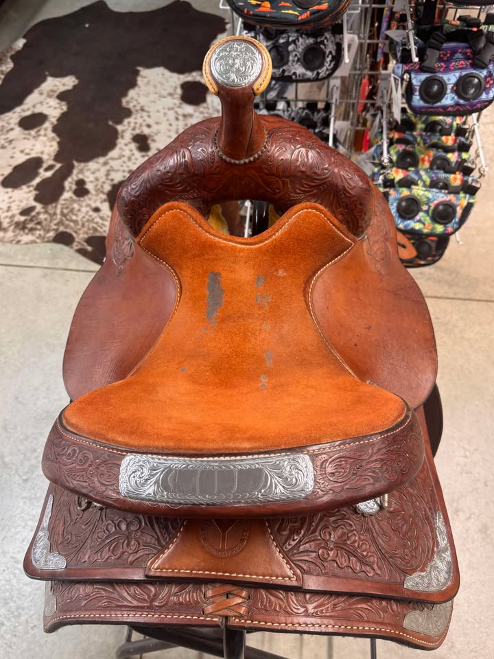 Used 12.5" Circle Y Park & Trail Saddle