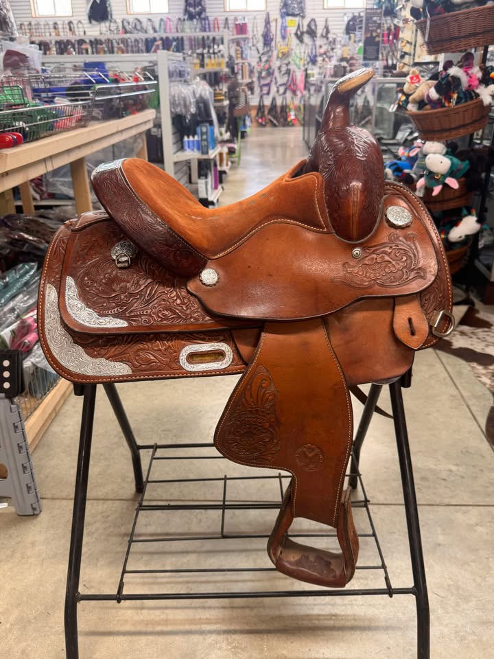 Used 12.5" Circle Y Park & Trail Saddle
