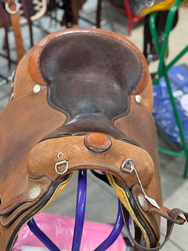 Used 17" Billy Royal Training Saddle