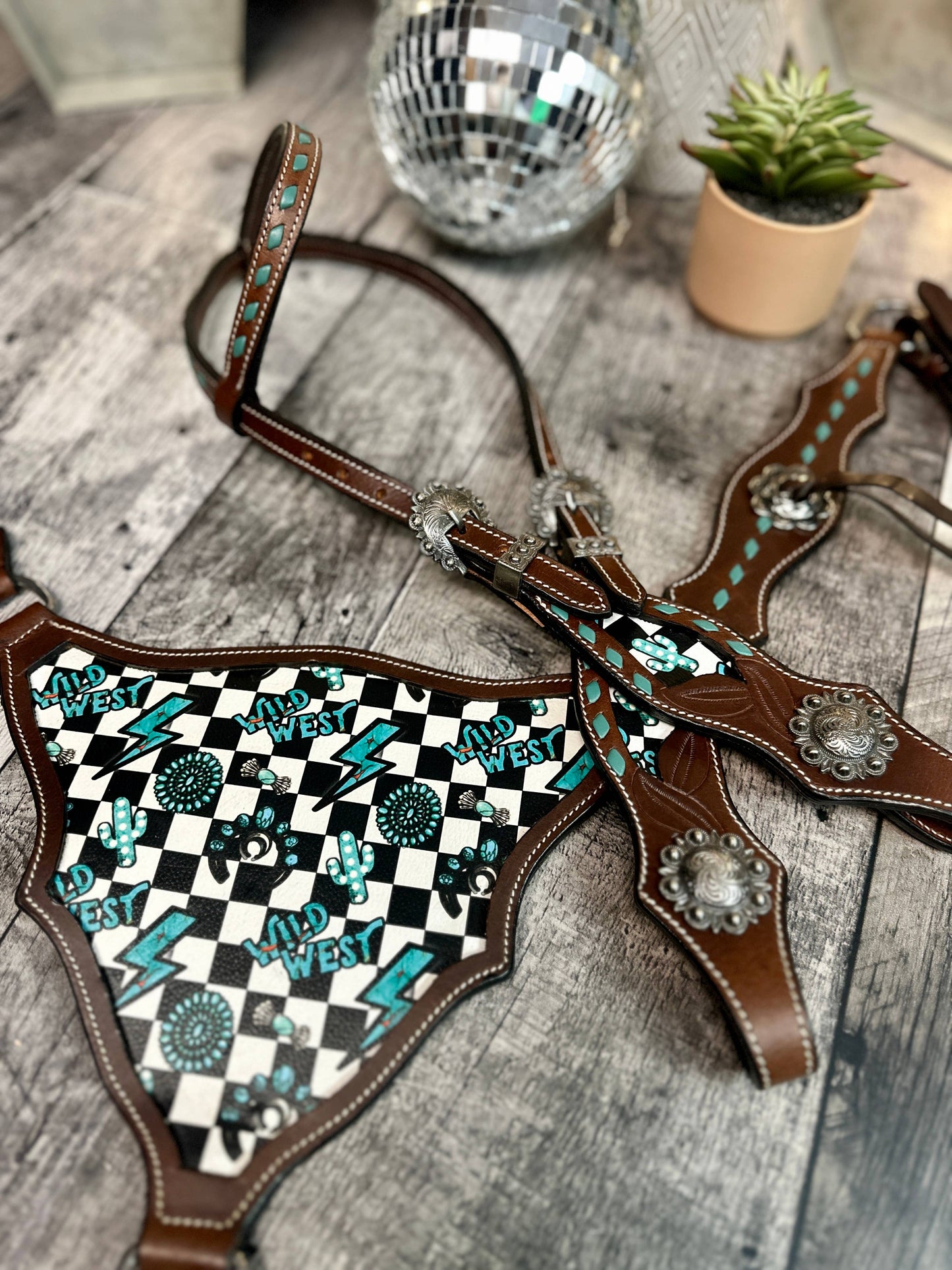 Schulz Equine Turquoise Glass Headstall and Breast Collar Set