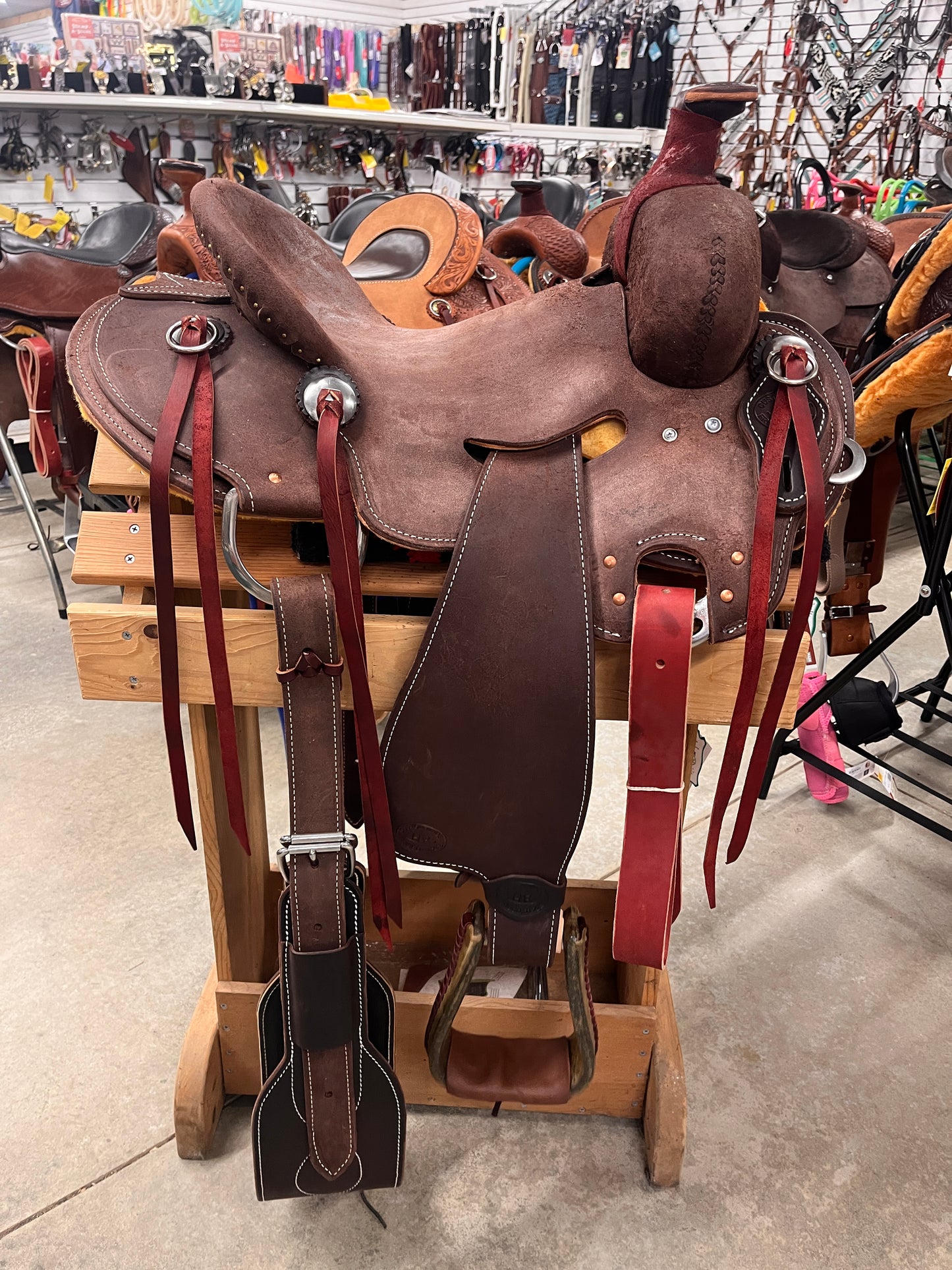 14" Chocolate In Seat Rig