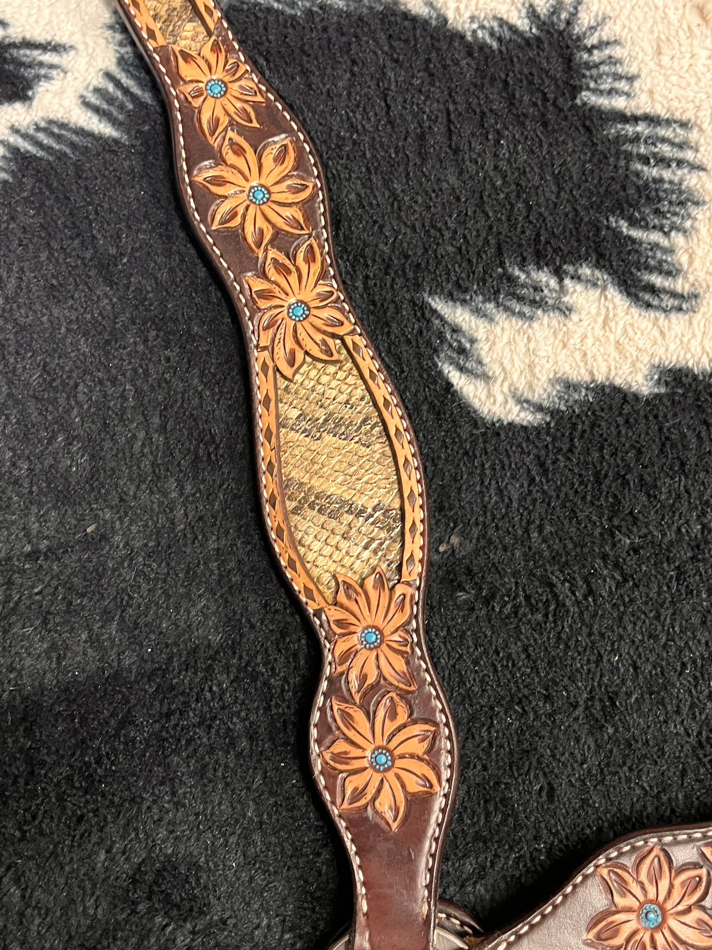 Circle Y Python Pass Breast Collar