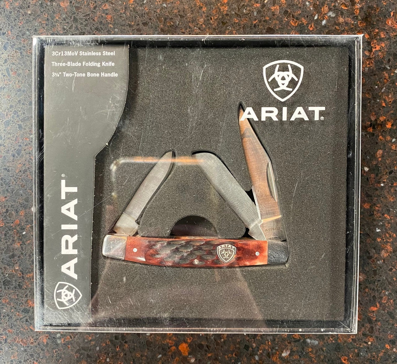Ariat Three-Blade Folding Knife