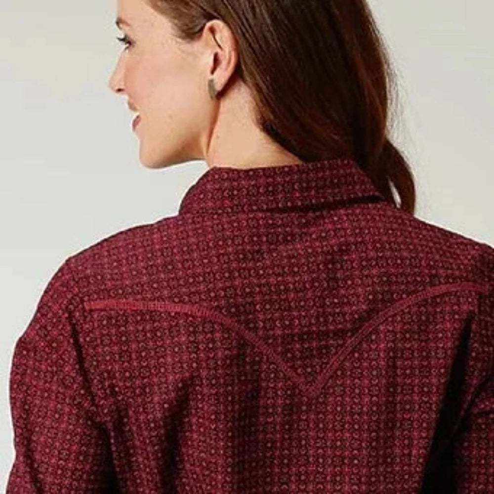 Roper Women's Red Vintage Foulard Print Snap Up Western Print