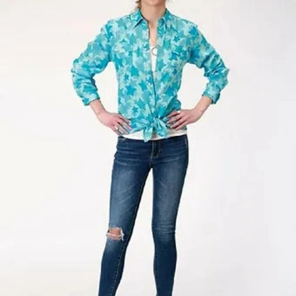 Roper Women's Blue Star Print Western Shirt