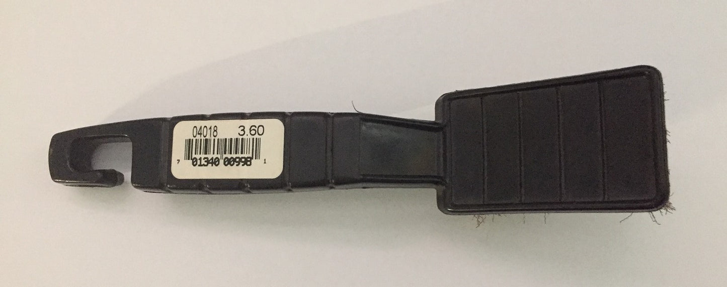 7" Wire Hat Brush