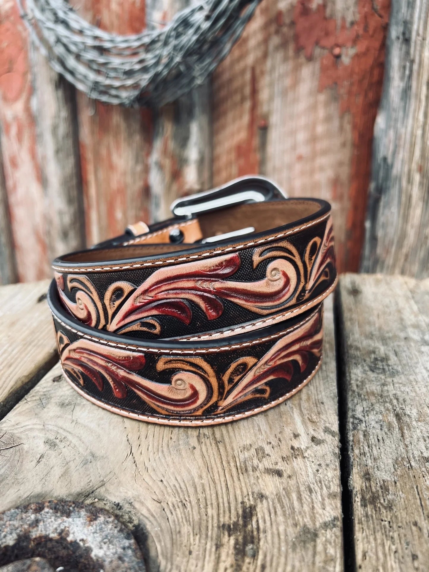 Ariat Ladies Belt 1 1/2 Floral Embossed Tan
