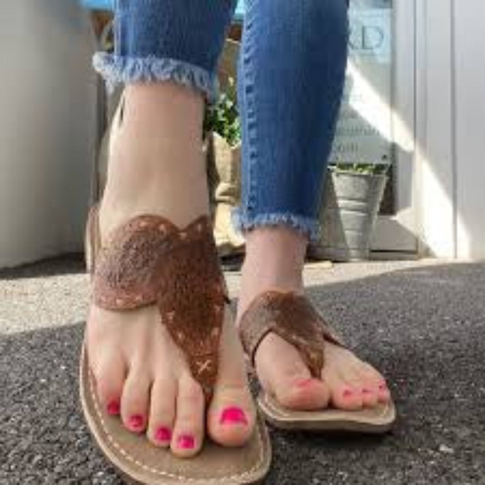 Women’s Roper Tan 'Juliet' Thong Sandals