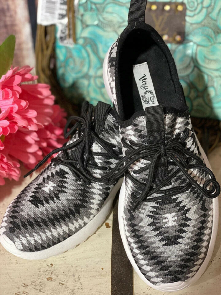 Very G Black And White Aztec 'Cerrito' Shoes
