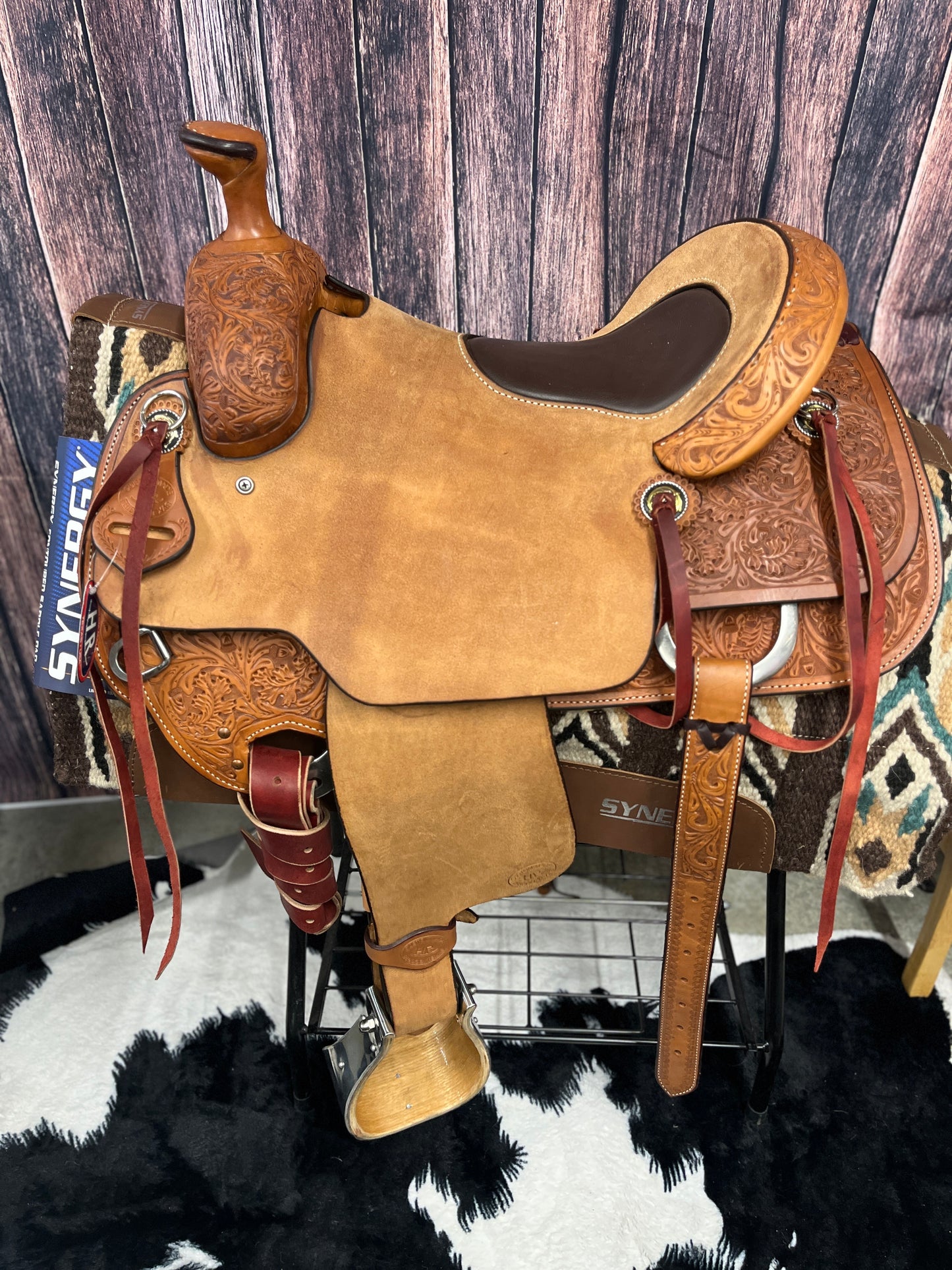 HR Custom Hand in USA Tooled Ranch Roper 16" Saddle