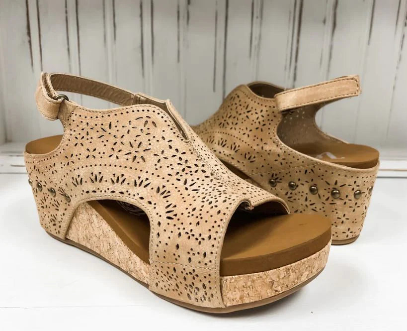 Very G 'Free Fly' Wedge Sandal in Nude