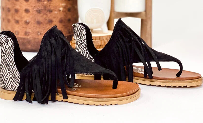 Very G Ritual Sandals in Black
