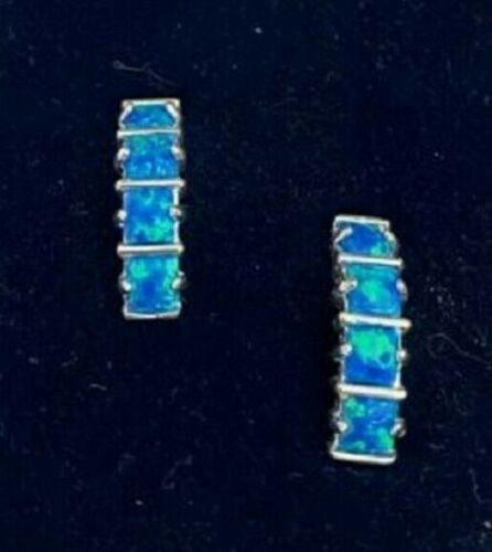 Montana Silversmiths Women's River of Lights Dueling Waves Opal Earrings