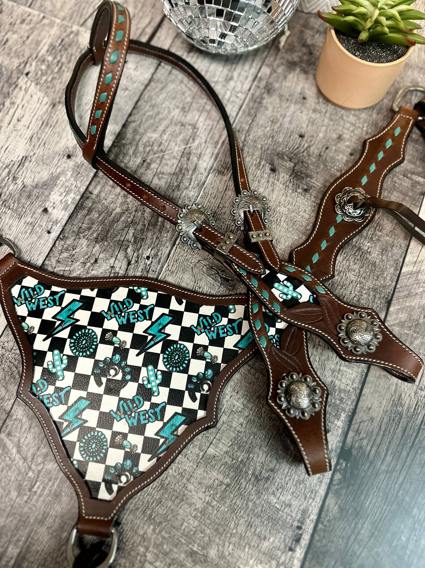 Schulz Equine Turquoise Glass Headstall and Breast Collar Set