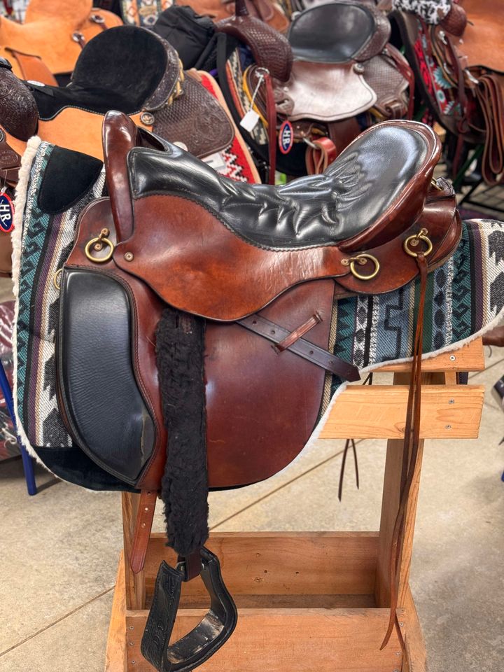 16.5" Used Tucker Endurance Saddle