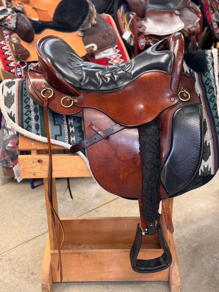 16.5" Used Tucker Endurance Saddle