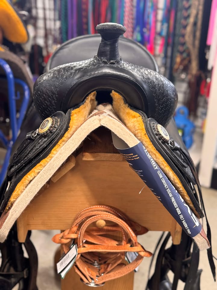 Used 16" Billy Cook Saddle