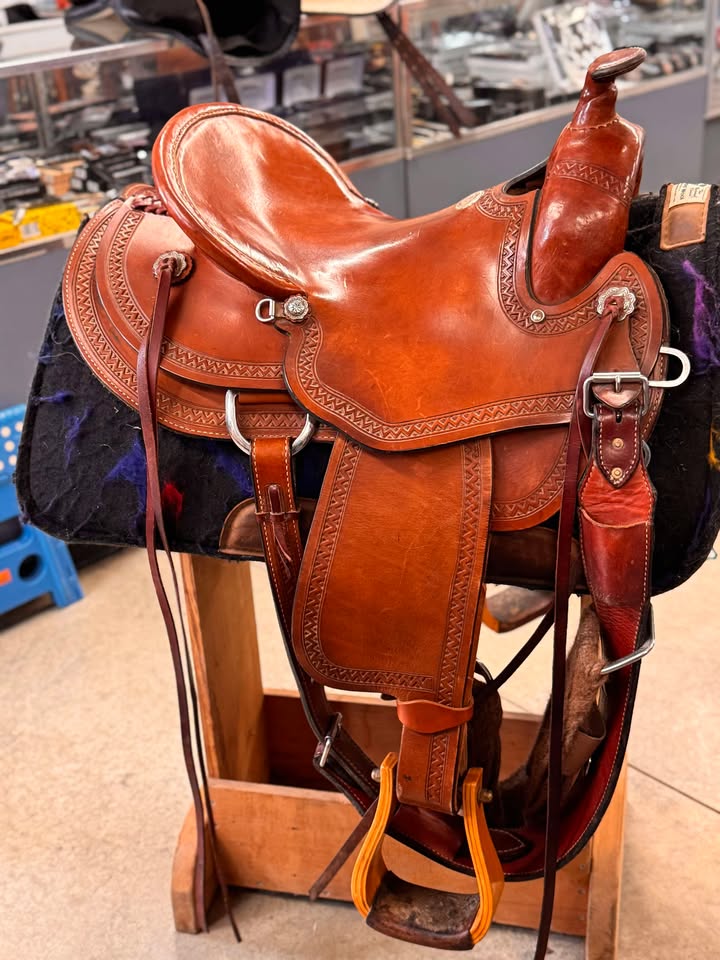 Used 16" Rocking R Saddle With Pad