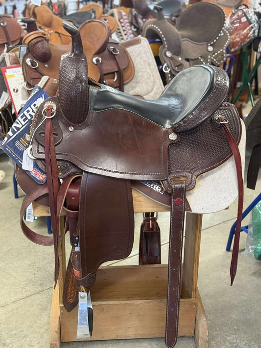 Used 15.5" HR Trail Saddle