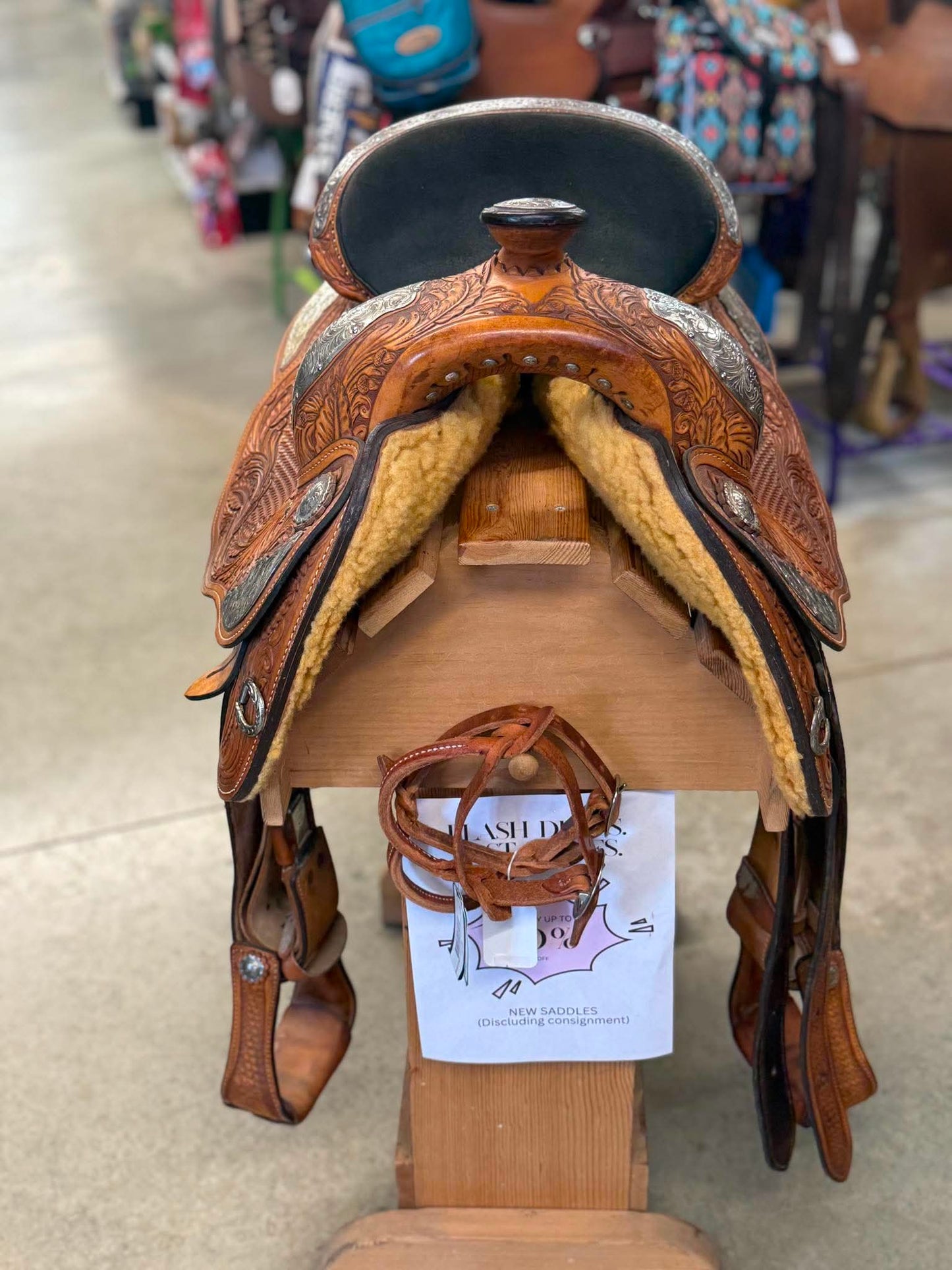 Classic 16" Circle Y Equitation saddle in good used condition