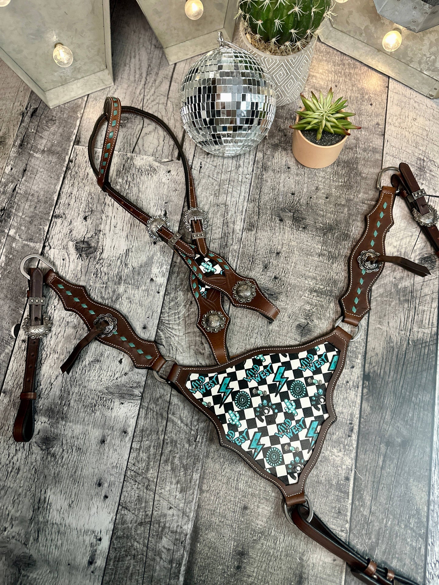 Schulz Equine Turquoise Glass Headstall and Breast Collar Set