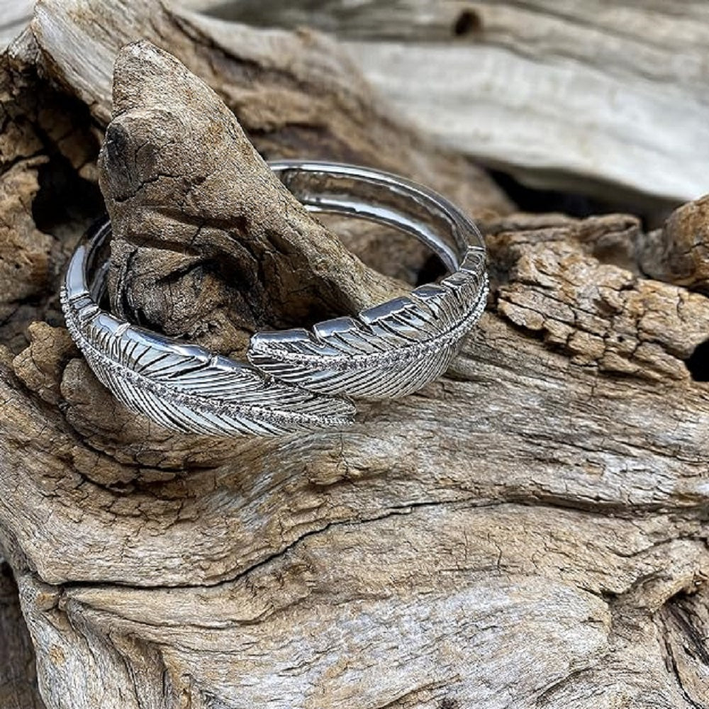 Silver Toned Cuff Bracelet Fashioned Into A Feather