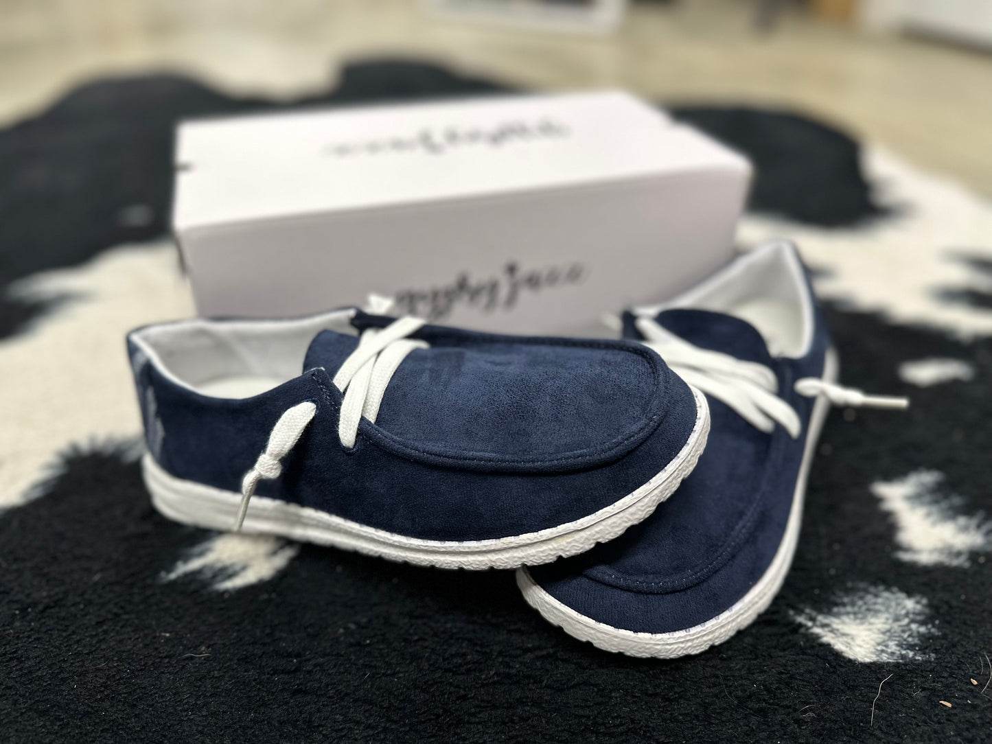 Gypsy Jazz Poppy Navy Suede Slip-On Shoe