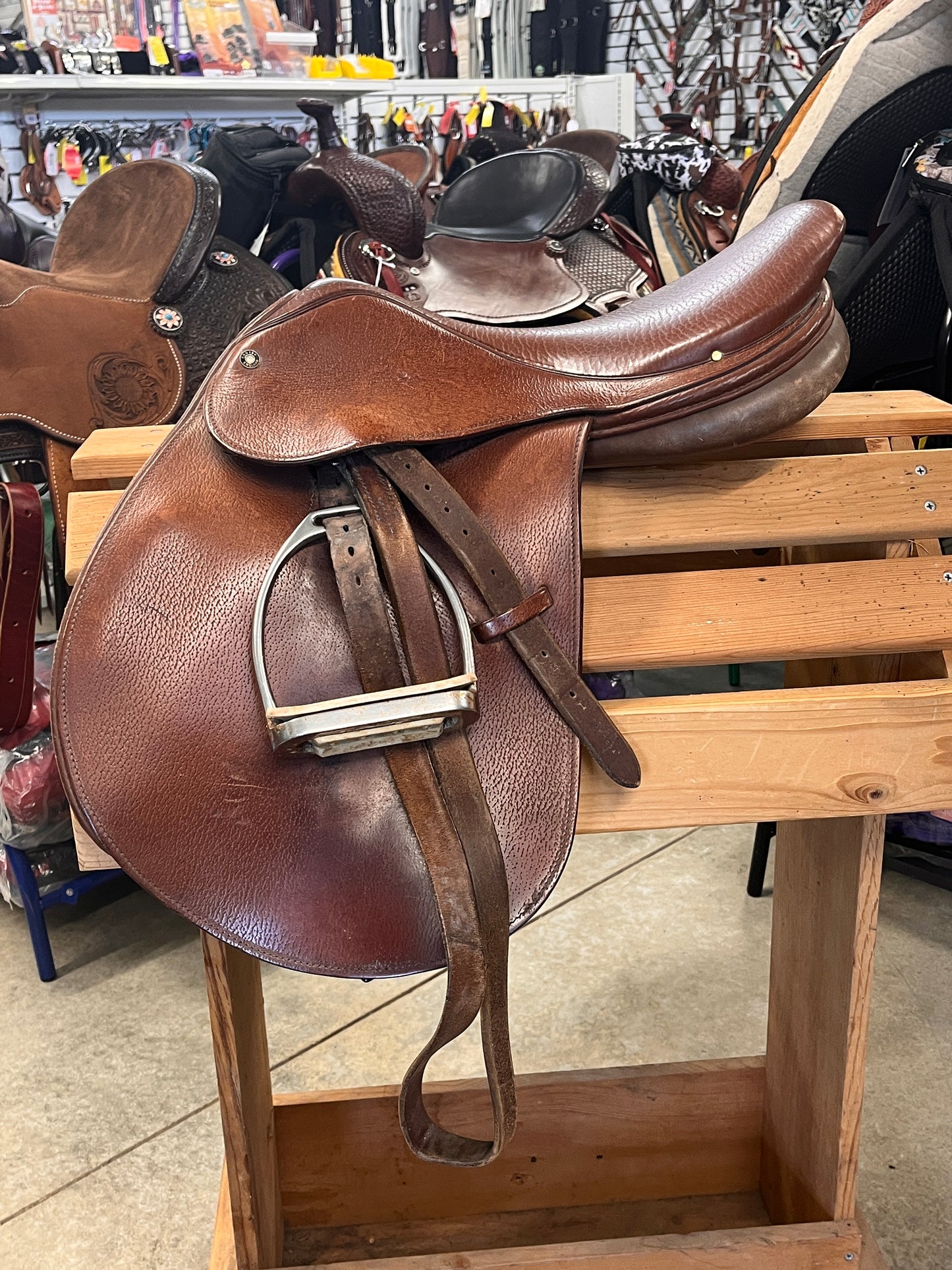 16" Used Crosby All Purpose Saddle With Bag