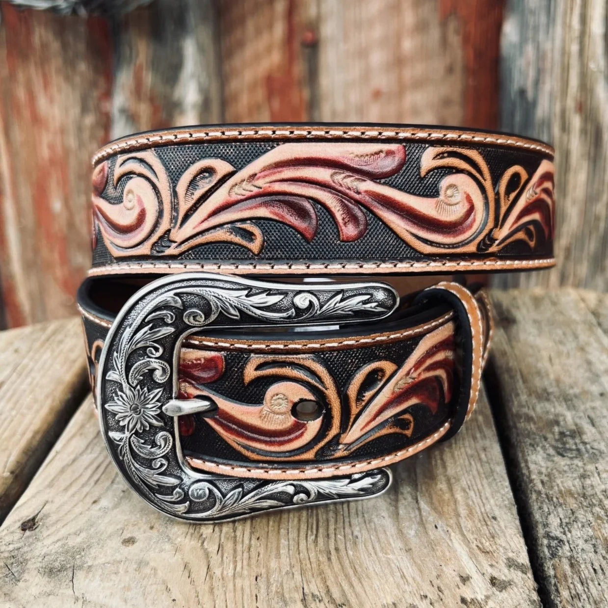 Ariat Ladies Belt 1 1/2 Floral Embossed Tan
