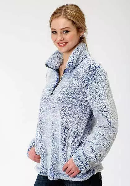 Roper Women's Blue Fuzzy Pullover Blue