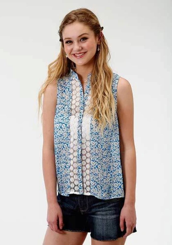 Women's Roper's Blue &amp; White Floral Chiffon Sleeveless Blouse / Shirt