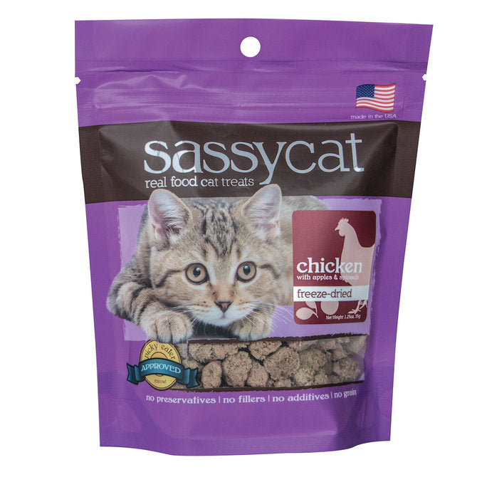 SASSY CAT TREATS Chicken flavored 1.25 oz.